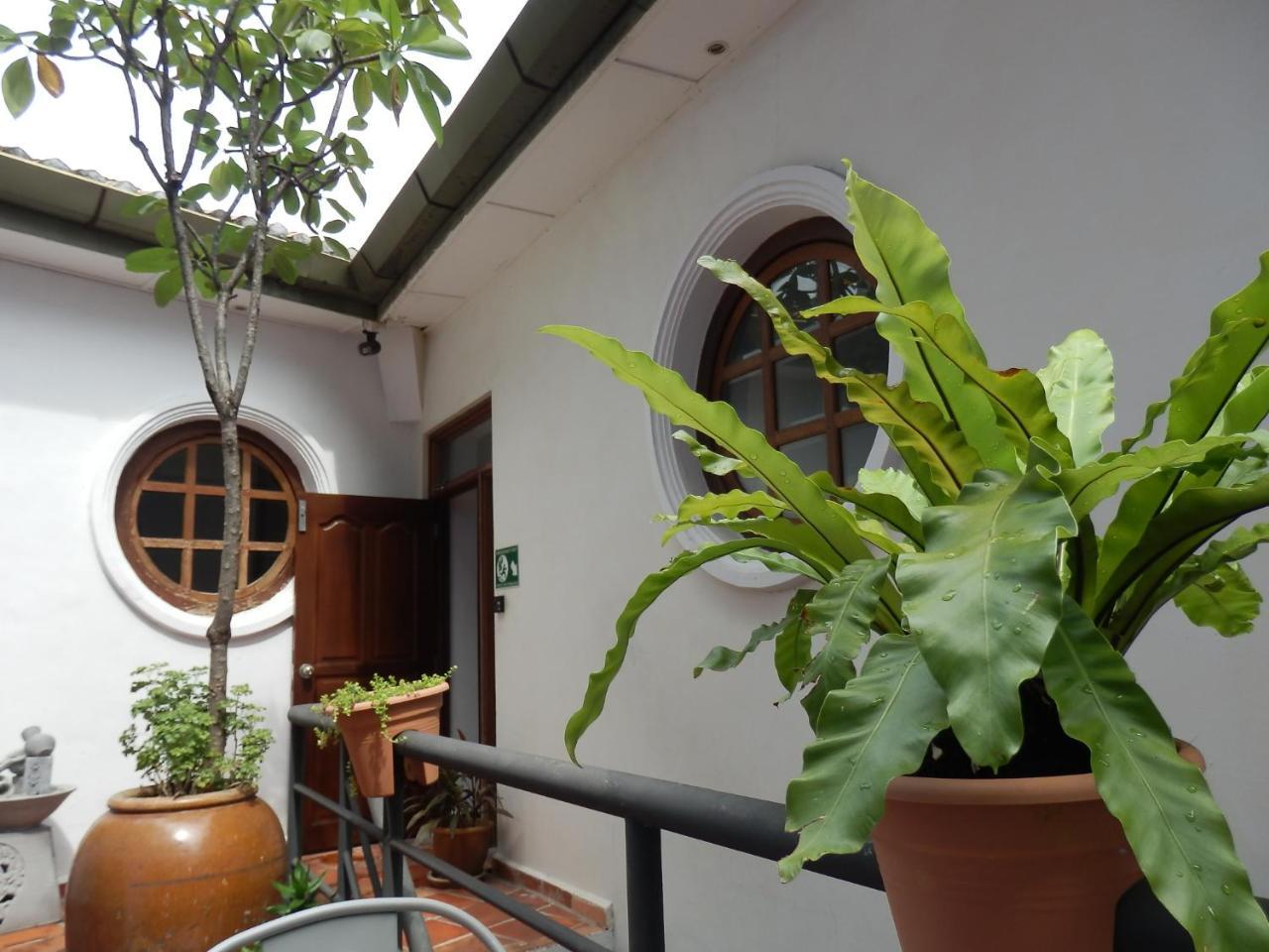 Georgetown Residences Luaran gambar